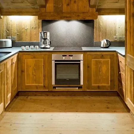 Villa Contact Us At What App - 0041-798-079-427 To Book!! - Chalet Merveilleusement Confortable Avec 3 *