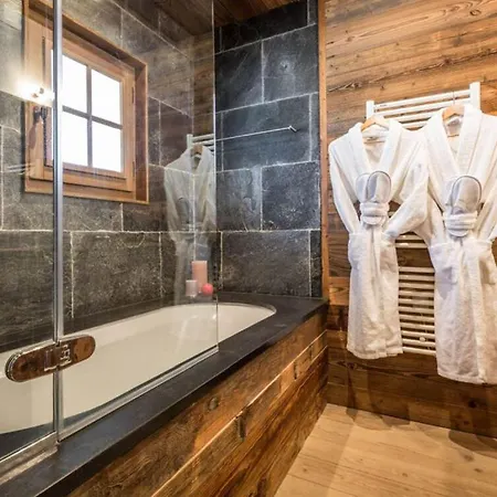 Villa Contact Us At What App - 0041-798-079-427 To Book!! - Chalet Merveilleusement Confortable Avec 3